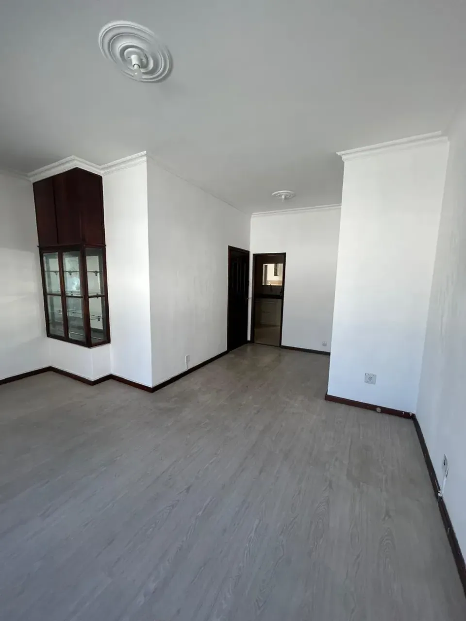 Unfurnished apartment with 2 bedrooms and 1 parking space — photo 12
