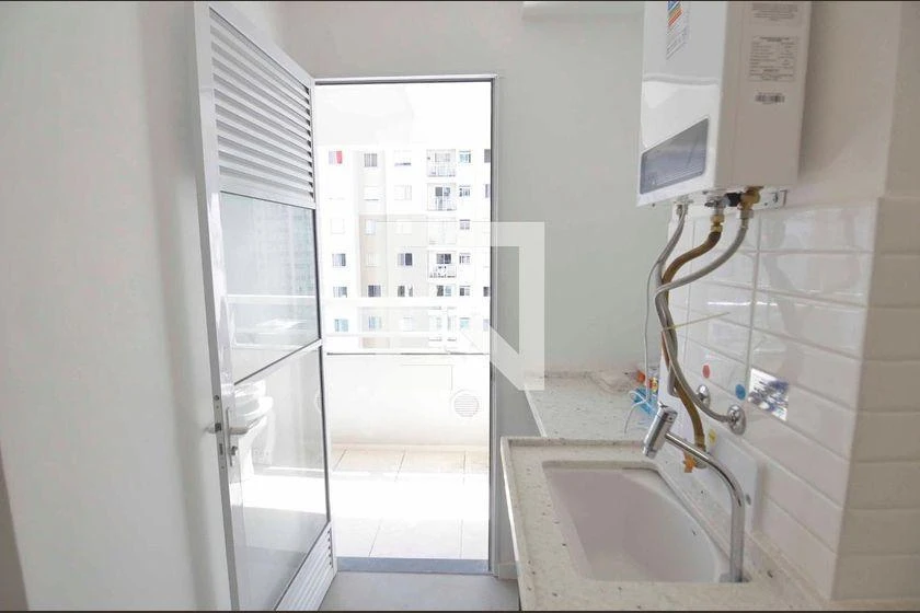 Apartment with 2 bedrooms and suite in 63 m² — photo 31