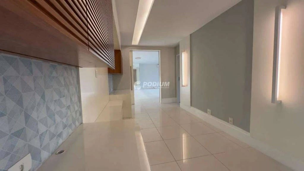 Apartment with 4 en-suite bedrooms and 260 m² plus balcony — photo 26