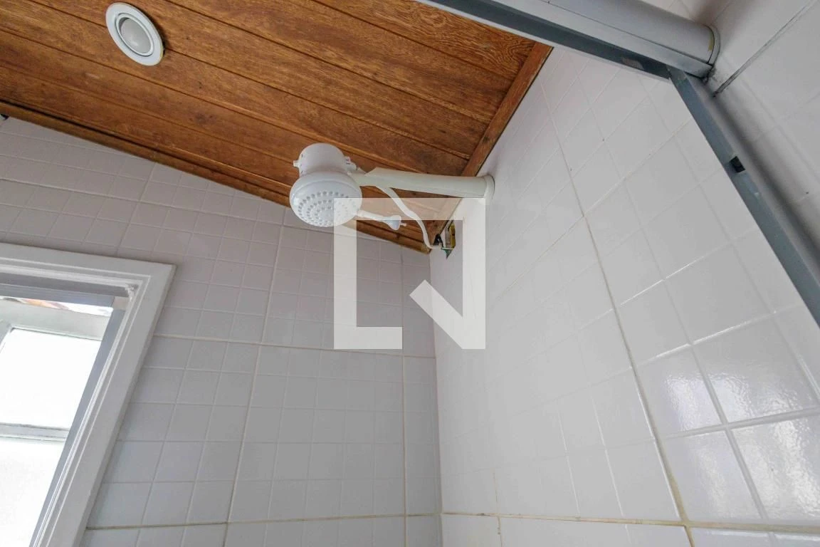 House with 6 bedrooms, private garden and condo pool — photo 55