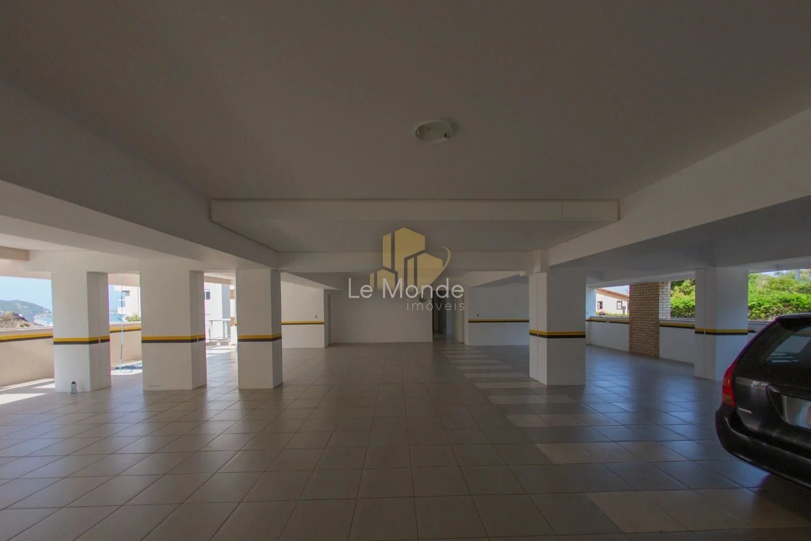 Apartamento amueblado con 4 dormitorios y 382 m² — photo 83