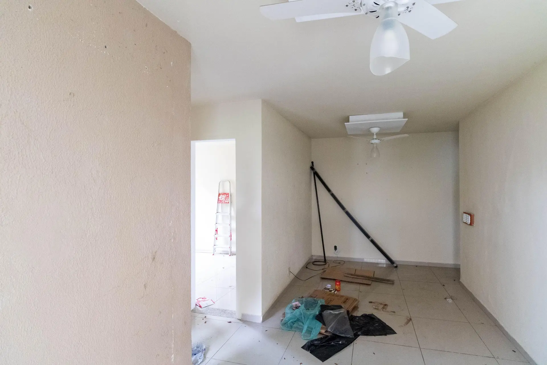 2-bedroom apartment with ceramic tile floors and 1 parking — photo 27
