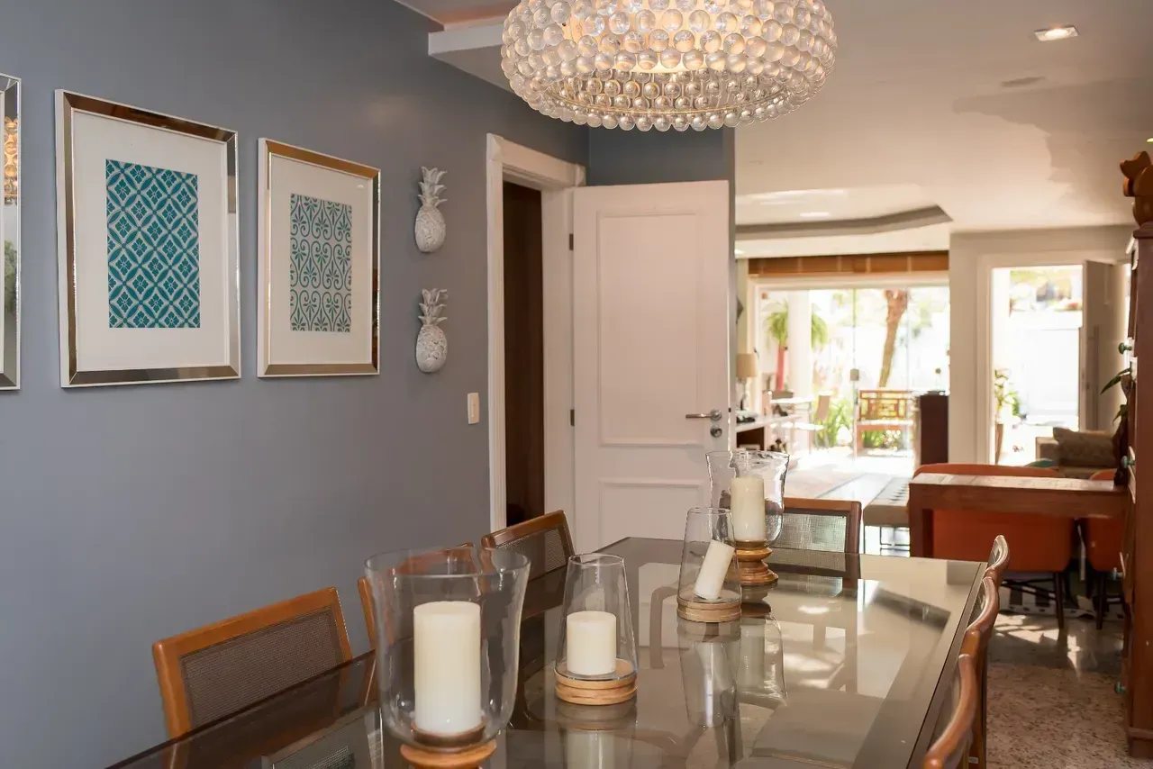 Furnished 3-bedroom house with a workspace corner 360 m² — photo 10