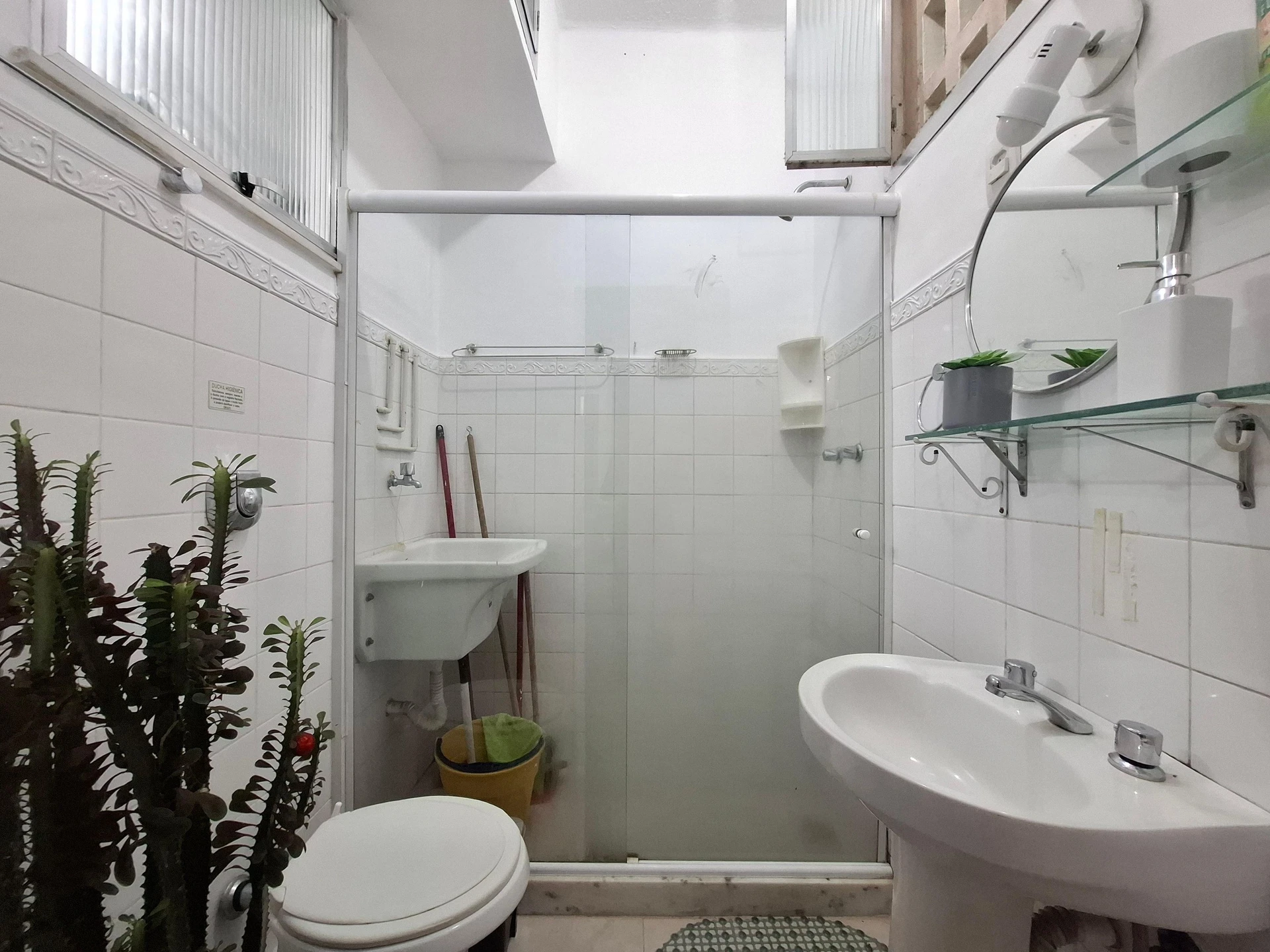 One-bedroom apartment with a home office in Rio de Janeiro — photo 15
