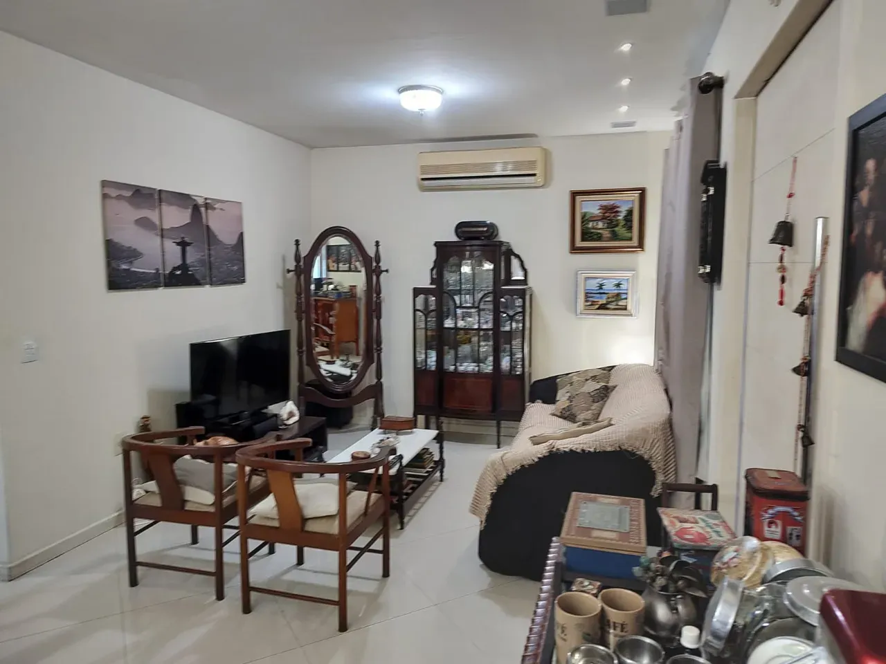 Unfurnished 188 m² house with 4 bedrooms and 4 bathrooms — photo 35