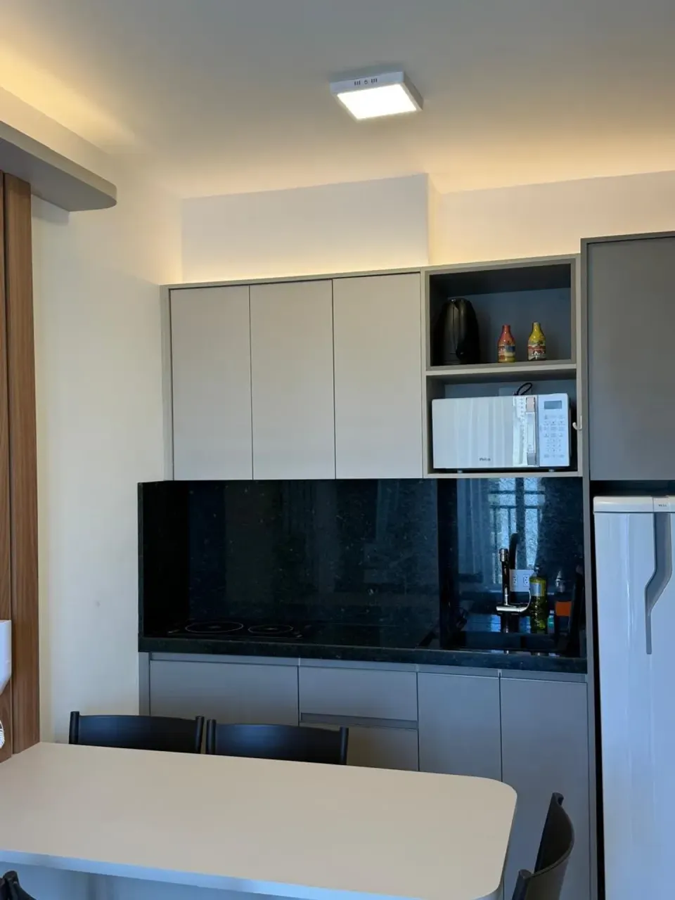 Apartamento mobiliado com 2 quartos e varanda — photo 5