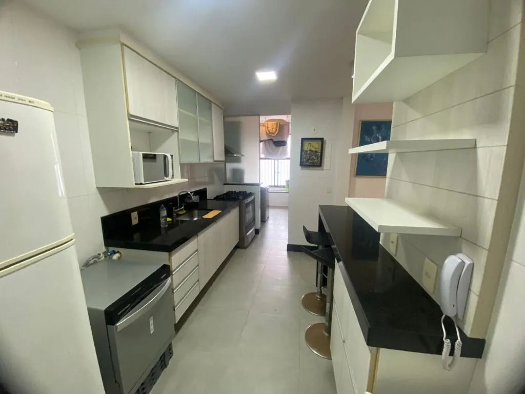 Furnished 91 m² apartment with 2 bedrooms and parking — photo 11