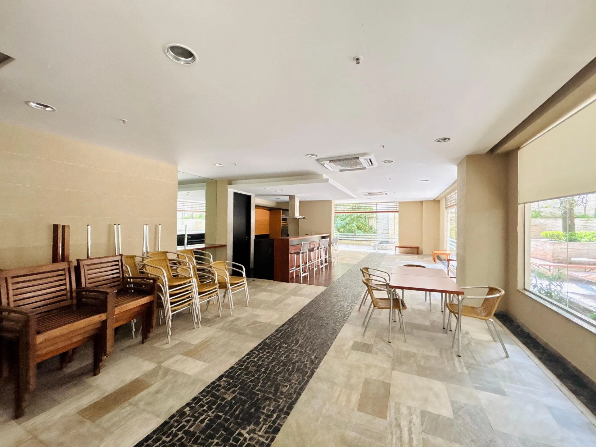 3-bedroom apartment in a building with a sauna — photo 14