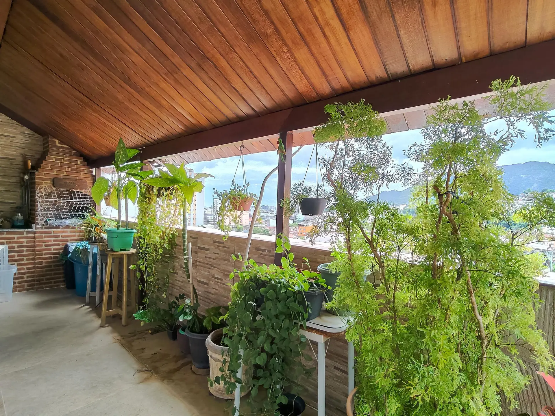 Mountain view in a 3-bedroom apartment, 200 m² — photo 32
