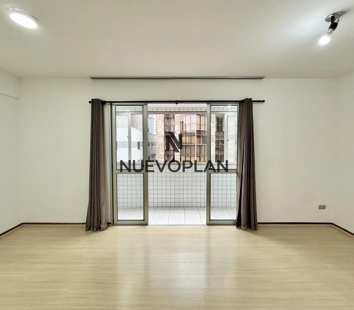 Park view in a one-bedroom apartment, 34 m² — photo 24