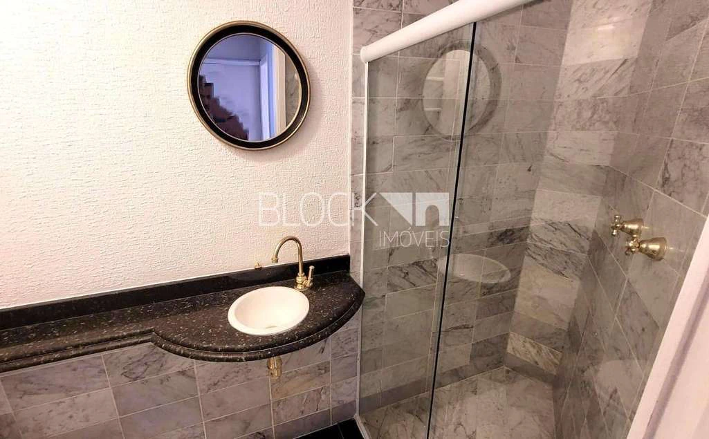 600 m² house with 4 bedrooms and 3 en-suite bathrooms — photo 19