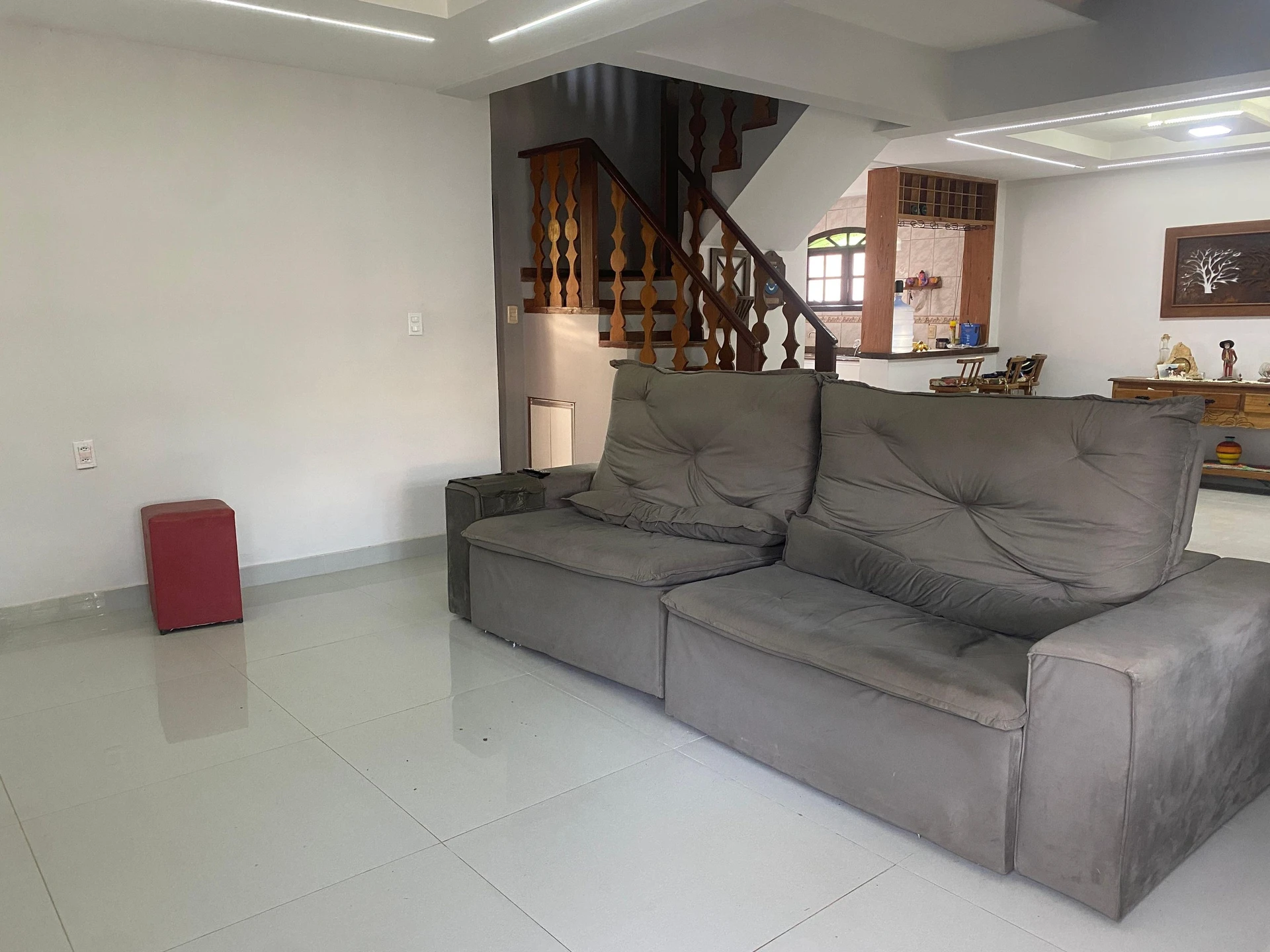House with 6 bedrooms, 4 bathrooms and 3 parking spots — photo 9
