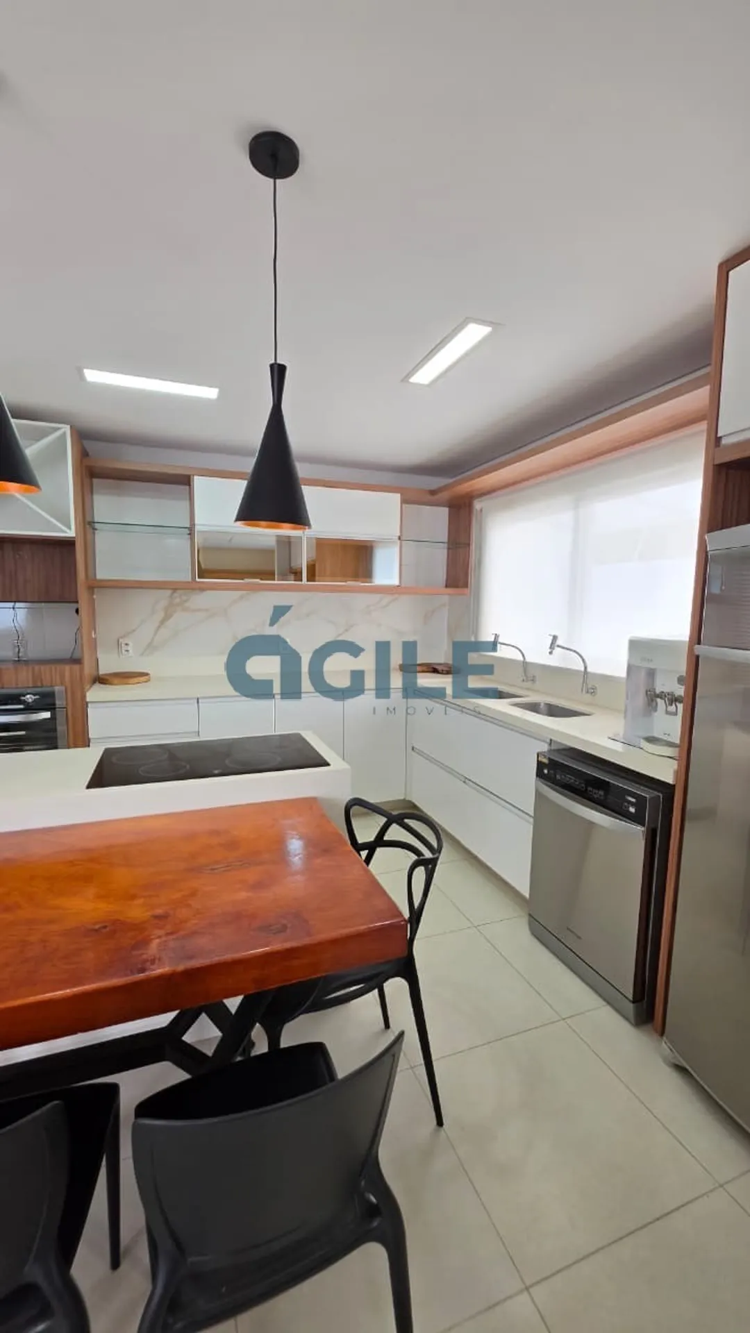 Washing machine in a 4-bedroom house, 200 m² — photo 30