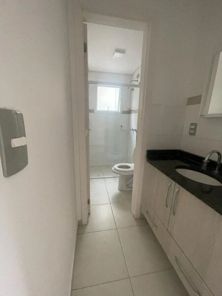 2-bedroom apartment, 1 with its own bathroom, 70 m² — photo 15