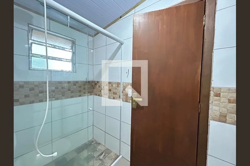 Furnished house with 2 en-suite bedrooms and private yard — photo 19