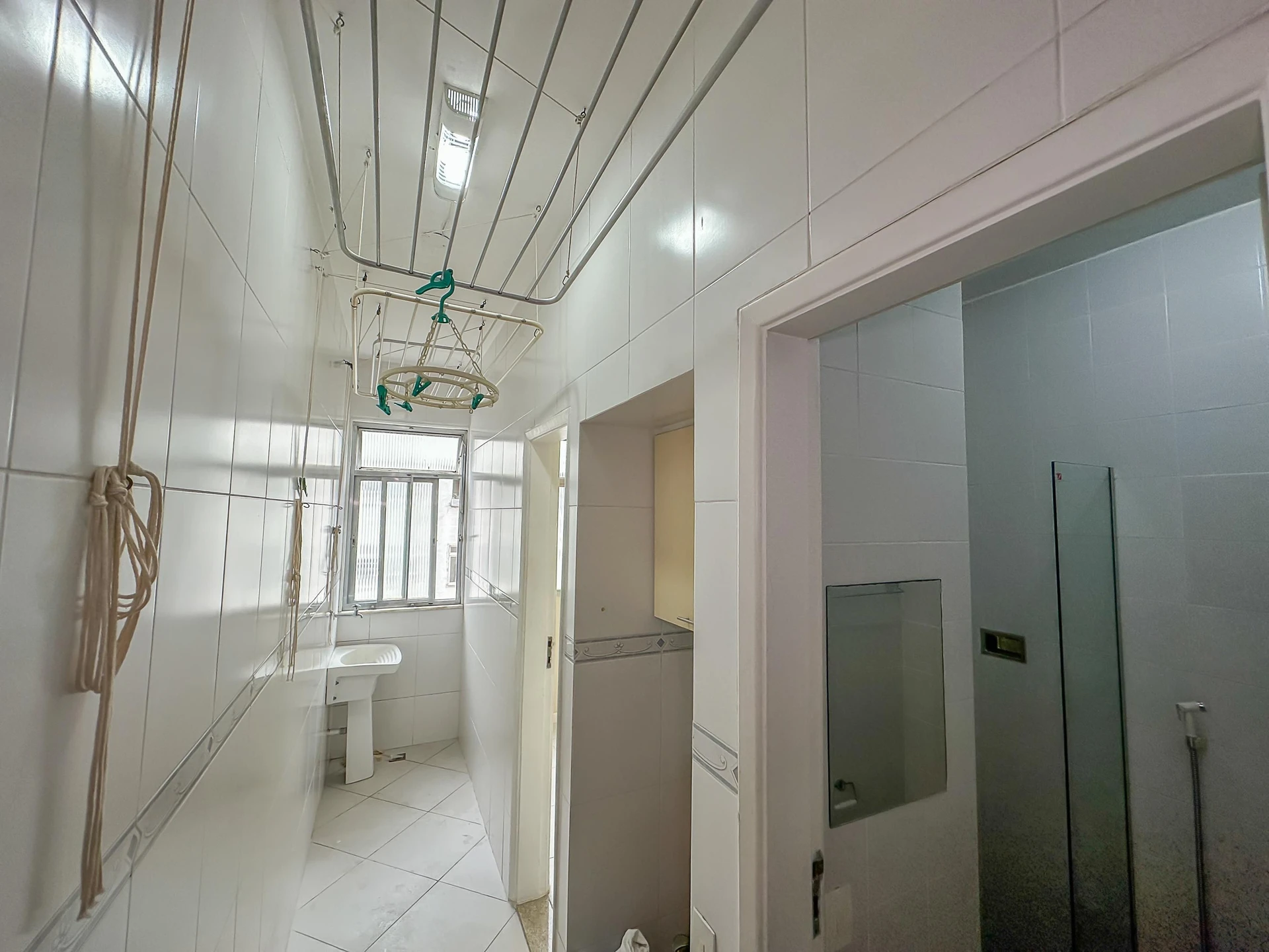 2-bedroom apartment with a glass-enclosed balcony — photo 38
