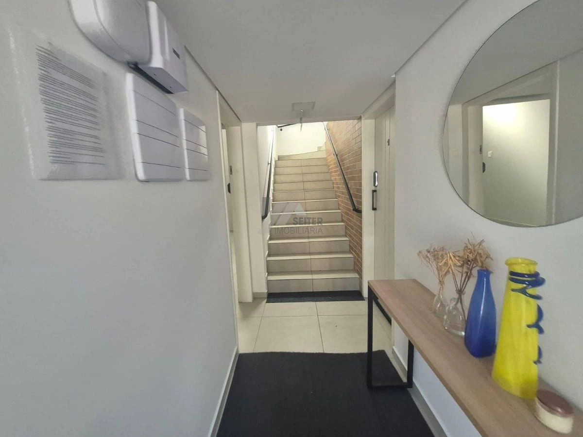 One-bedroom, 29 m² apartment in Florianópolis — photo 15