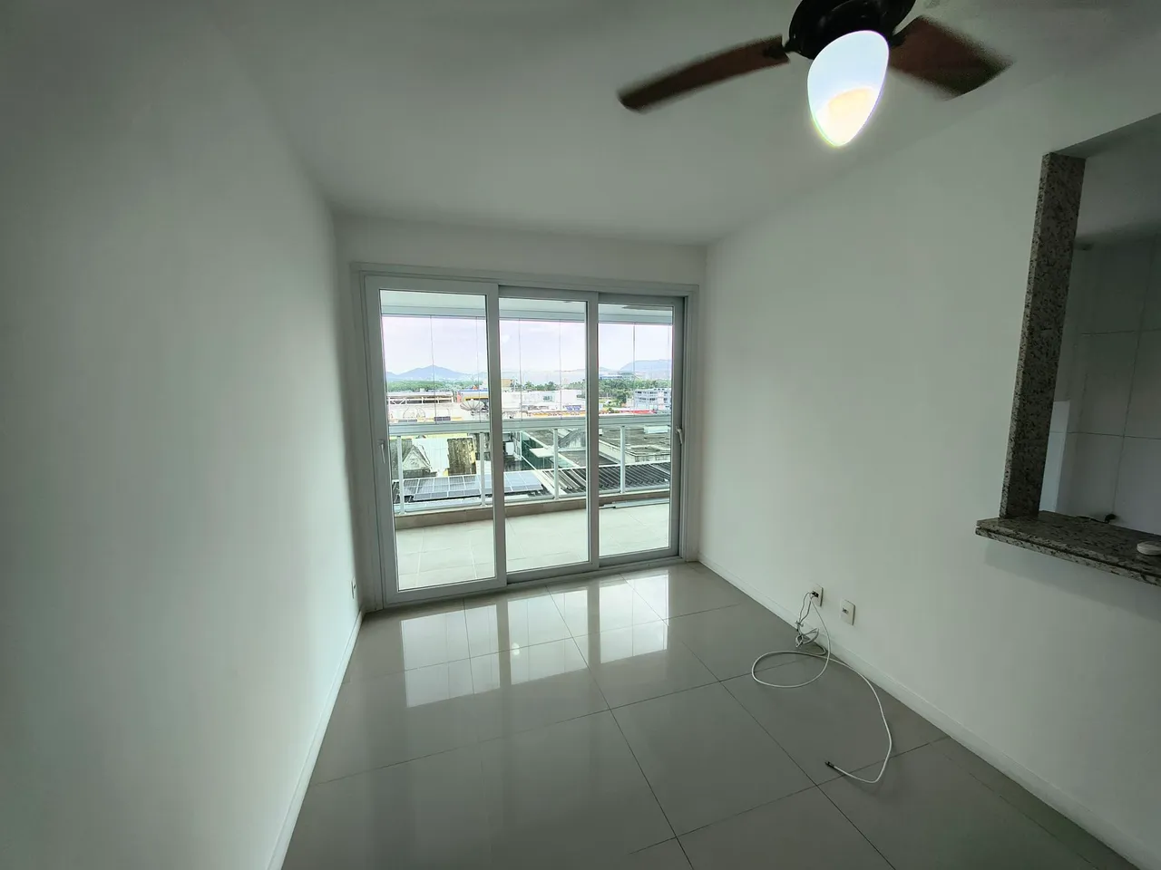 2-bedroom apartment in a building with a gym — photo 17