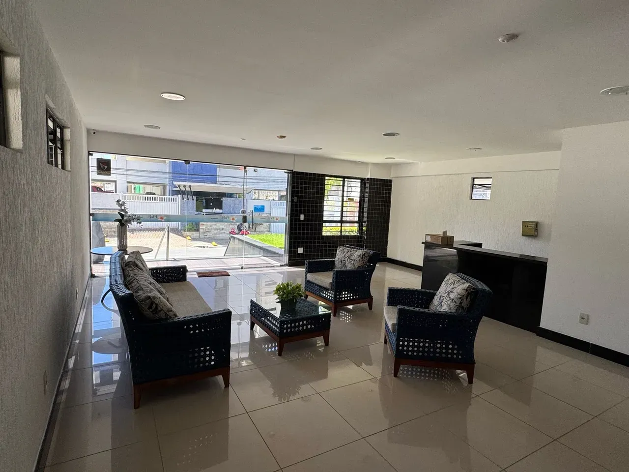 Unfurnished 100 m² apartment with 4 bedrooms and 2 en-suites — photo 6