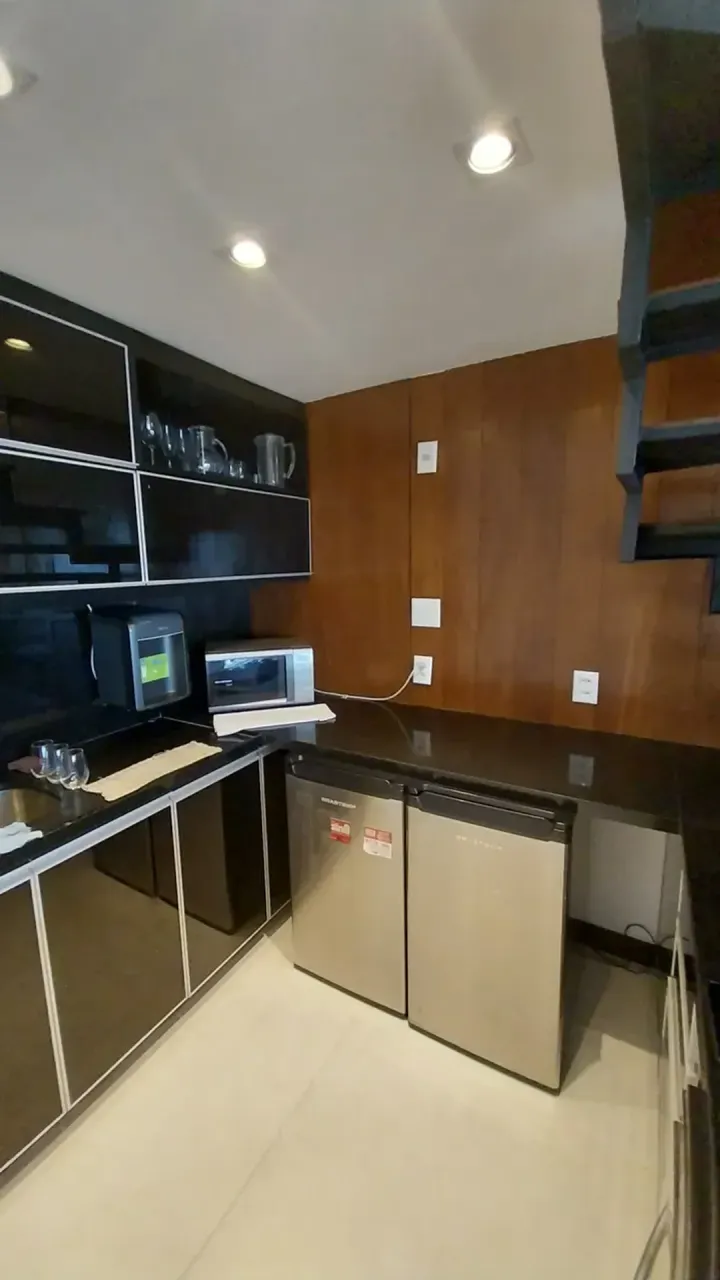 Furnished 1-bedroom apartment with 2 bathrooms — photo 14