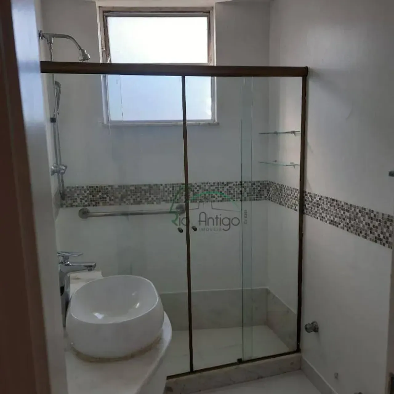 102 m² apartment with 3 bedrooms and 2 bathrooms — photo 8