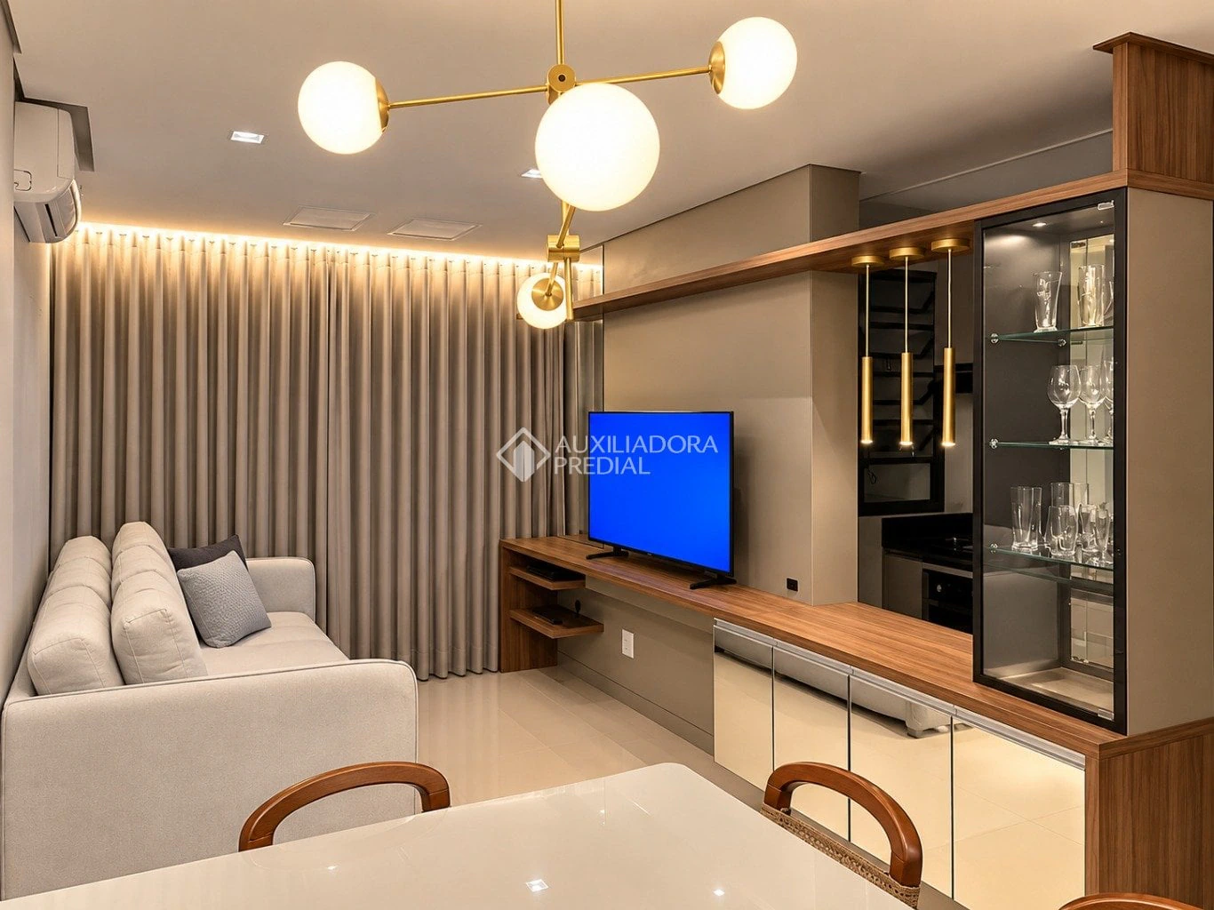 2-bedroom apartment with a private pool in Florianópolis