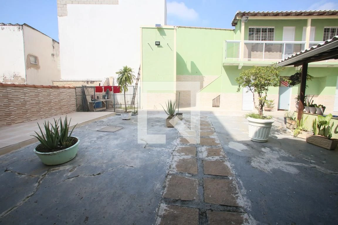 5-bedroom house with a bathtub in Rio de Janeiro — photo 47