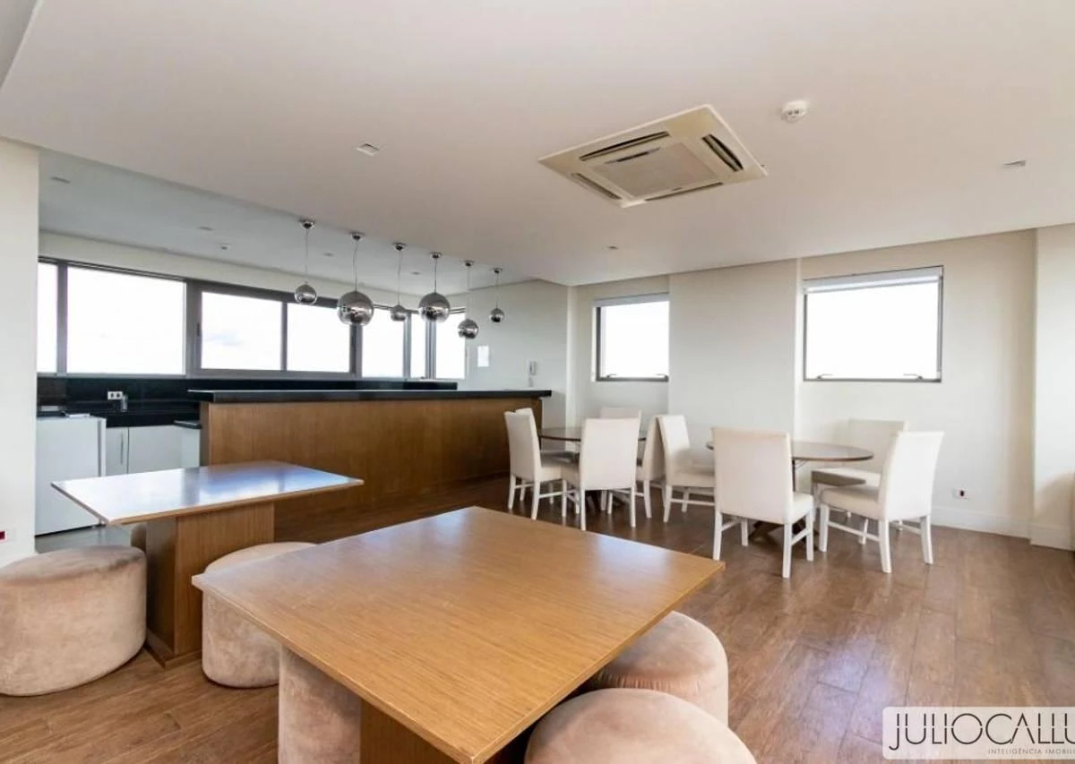 78 m² apartment with floor-to-ceiling windows and a bathtub — photo 49