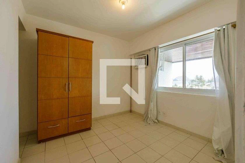 Furnished 73 m² apartment with 2 en-suite bedrooms — photo 17