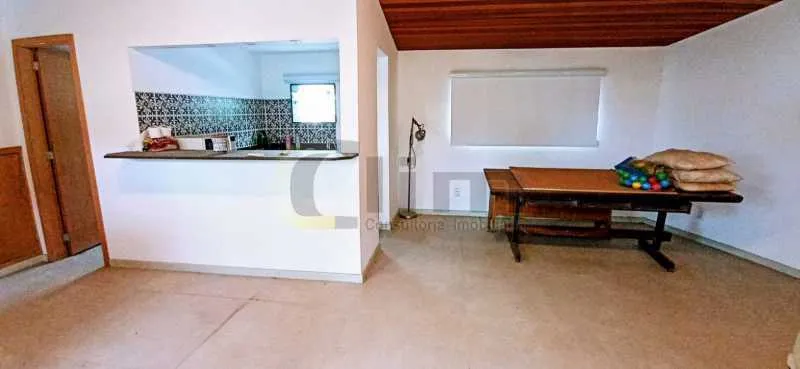 Casa térrea de 350 m² com 6 quartos e 5 suítes — photo 19