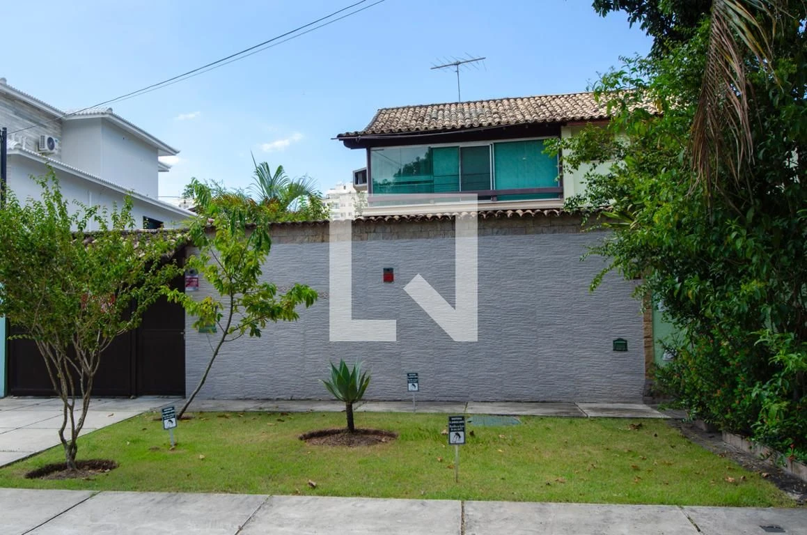 House for rent with 4 bedrooms, 4 baths and 3 parking spots — photo 97