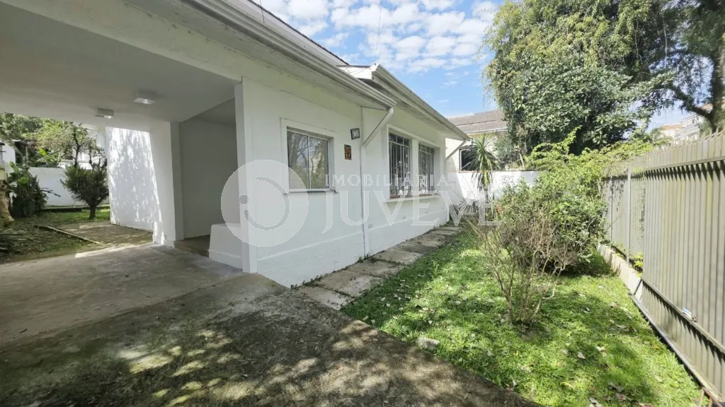 Unfurnished 125 m² house with 3 bedrooms — photo 2
