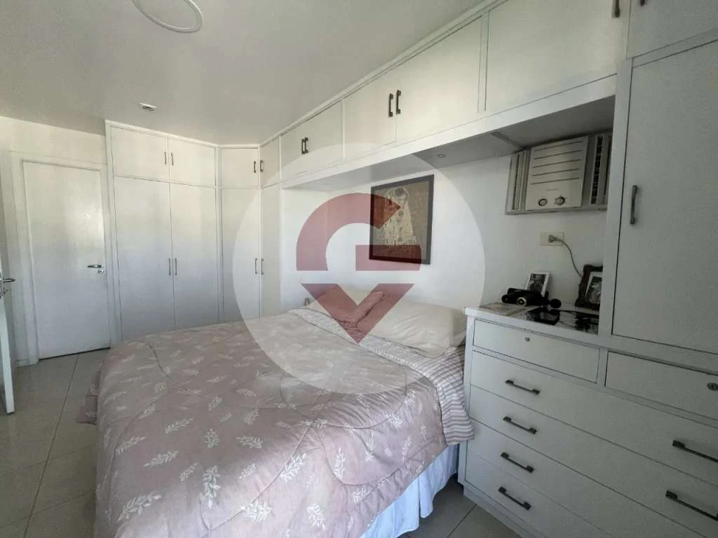 Furnished 200 m² apartment with 3 bedrooms and a suite — photo 7