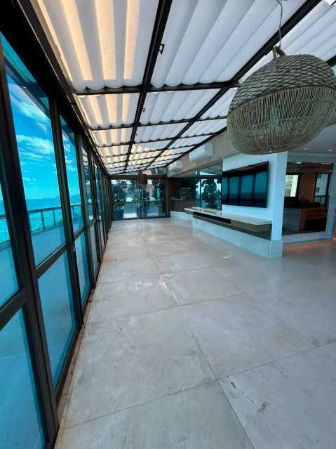 Penthouse apartment with 4 en-suite bedrooms — photo 17