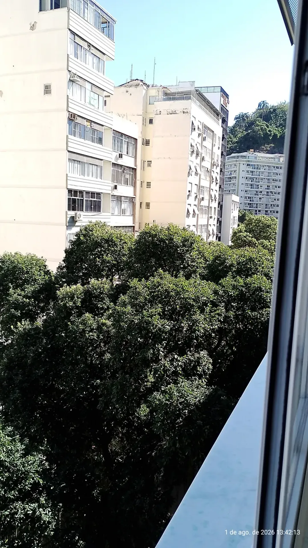 Unfurnished 1-bedroom apartment with 2 bathrooms — photo 2