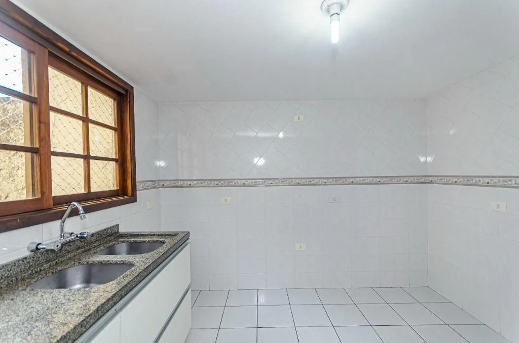 3 quartos e banheira: casa de 189 m² — photo 36