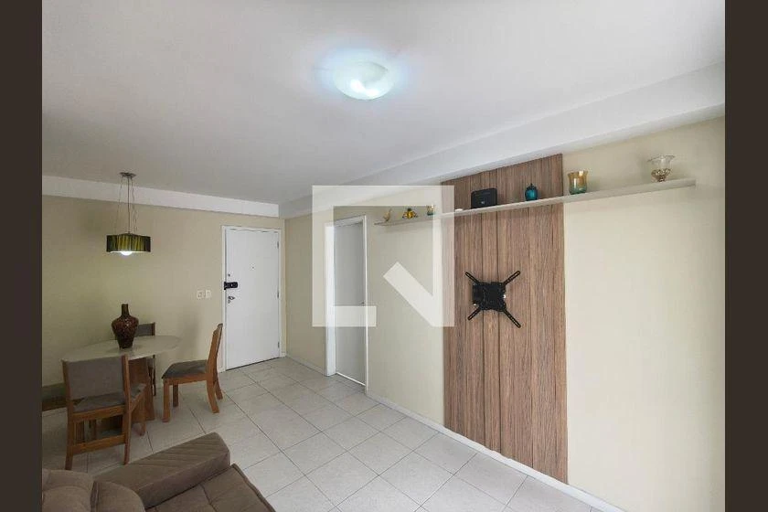 Furnished 2-bedroom apartment with a balcony — photo 31