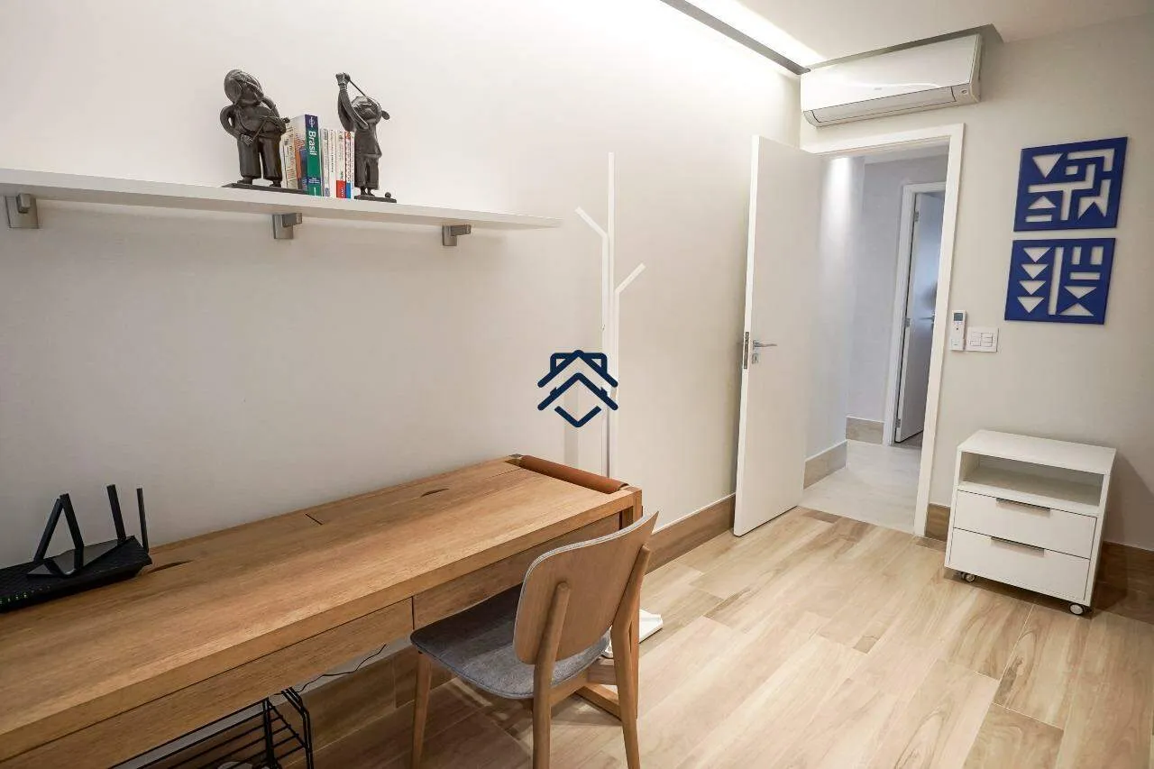 Furnished apartment with 2 bedrooms and a balcony — photo 7