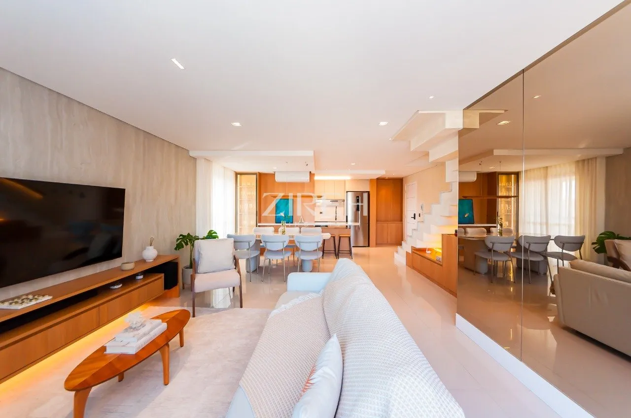 3-bedroom apartment in a building with a gym — photo 17