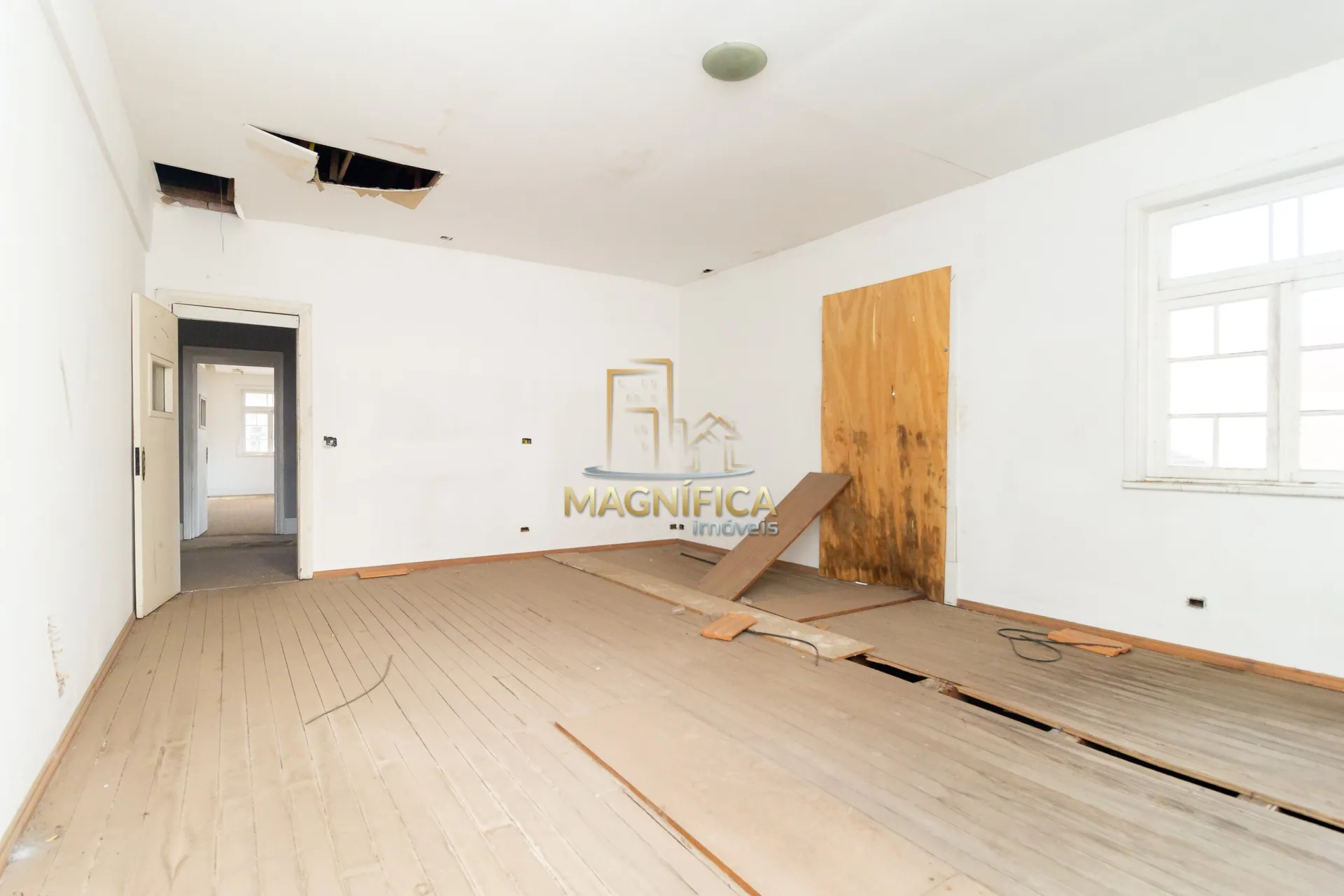Commercial house with 1 bedroom and balcony, 501 m² — photo 28