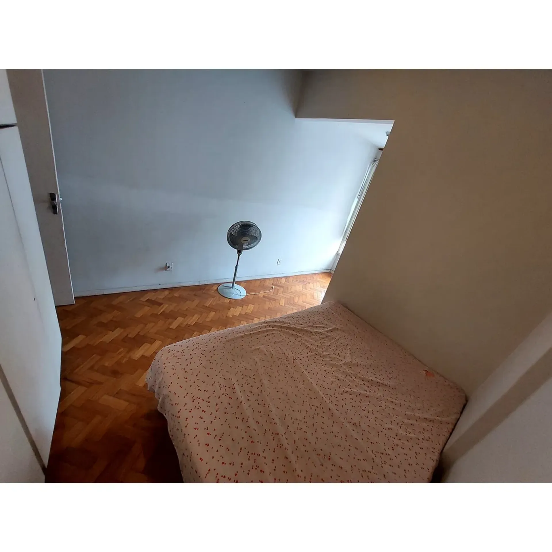 Apartment on the 5th floor with a washing machine — photo 10
