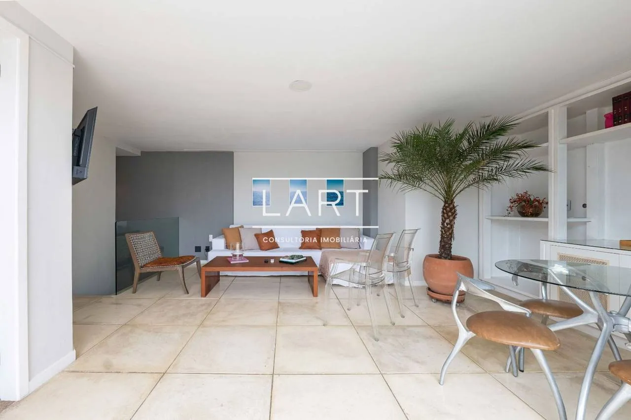 Джакузі та 2 спальні: квартира 170 м² — photo 16
