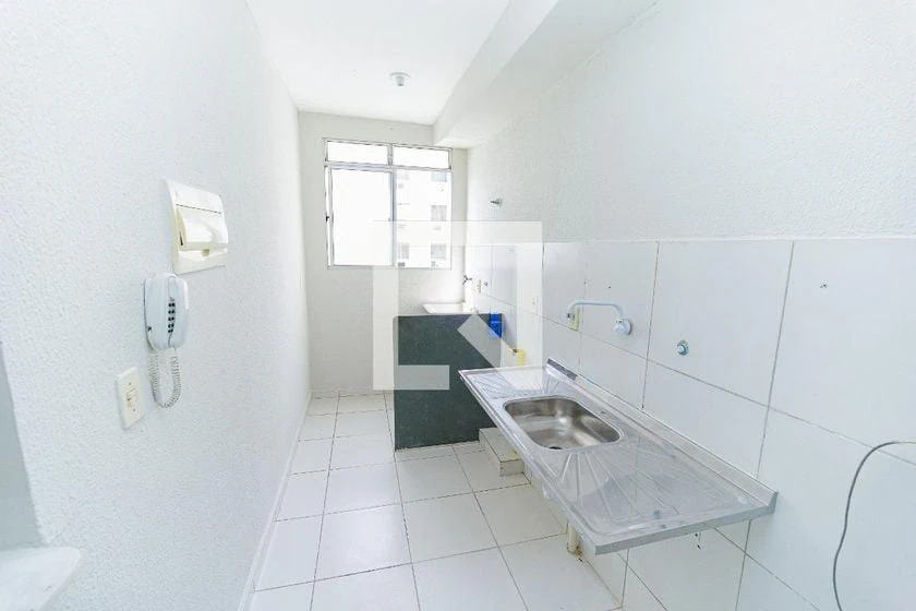 2-bedroom apartment in a building with a pool — photo 15