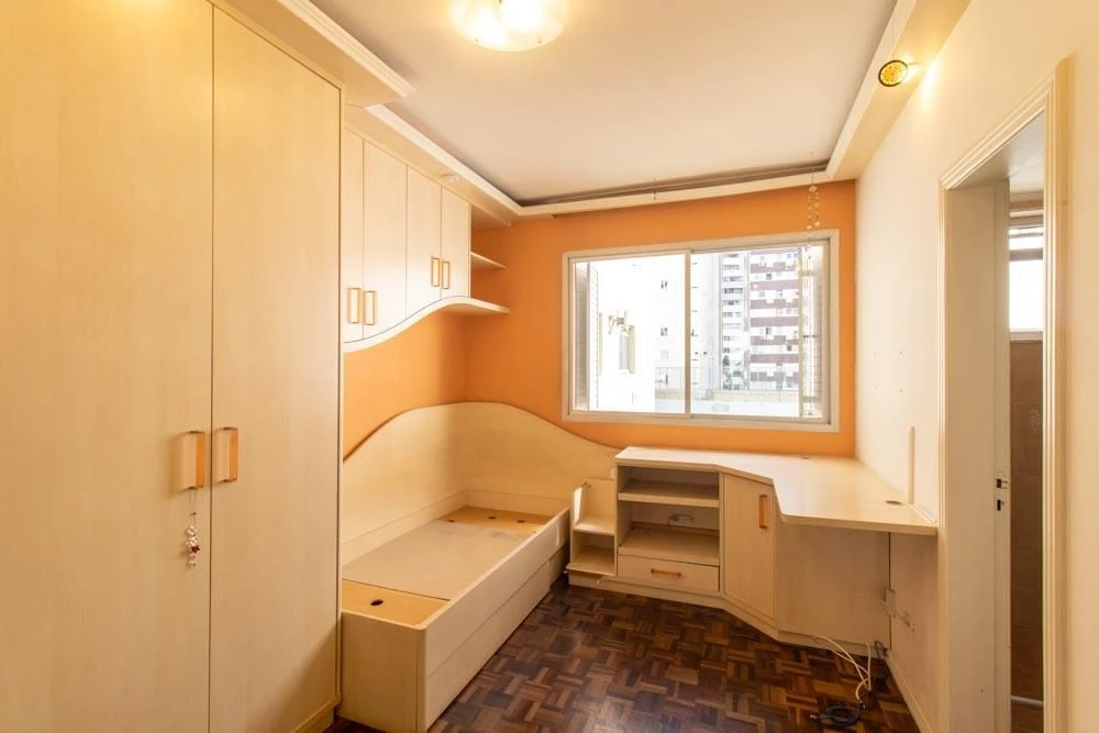 Departamento de 4 dormitorios con bañera en Curitiba — photo 3