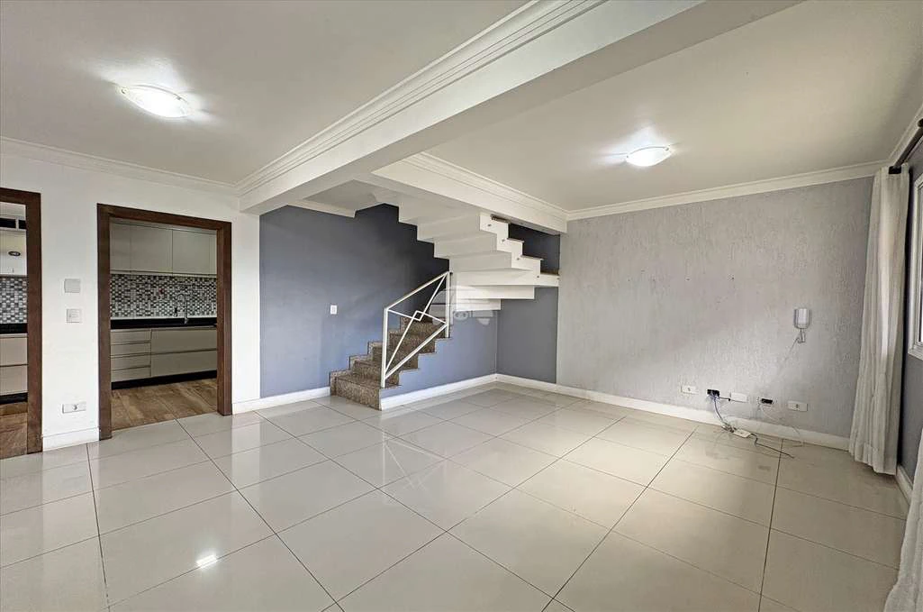 Gated-community house with 3 bedrooms and shared BBQ