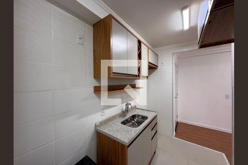 Wood or laminate floors in a 2-bedroom apartment, 55 m² — photo 26