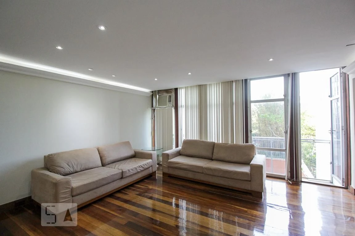 Mountain view in a 3-bedroom apartment, 140 m² — photo 16