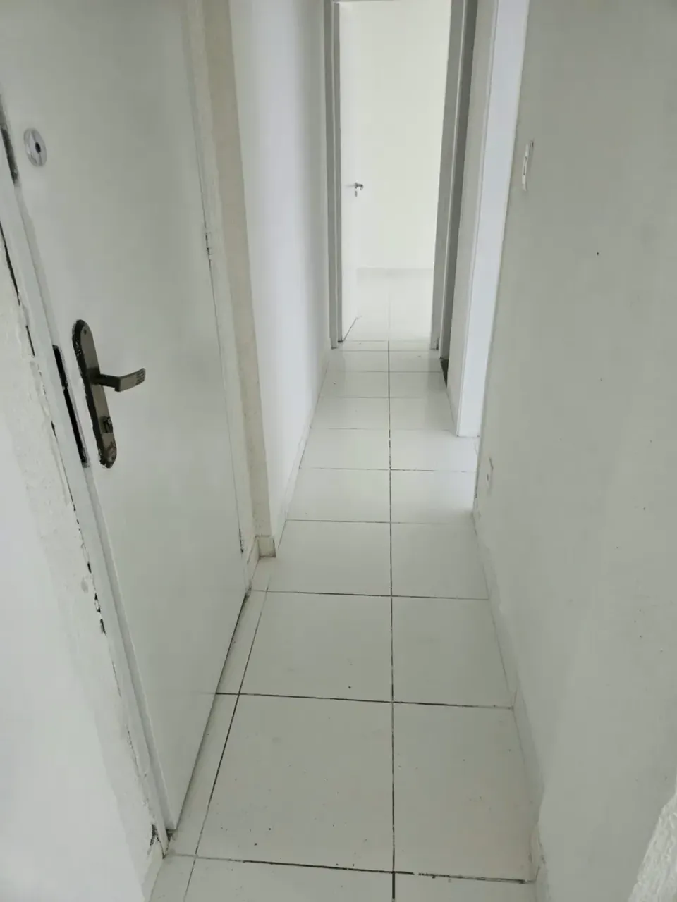 2-bedroom apartment in a building with a pool — photo 14