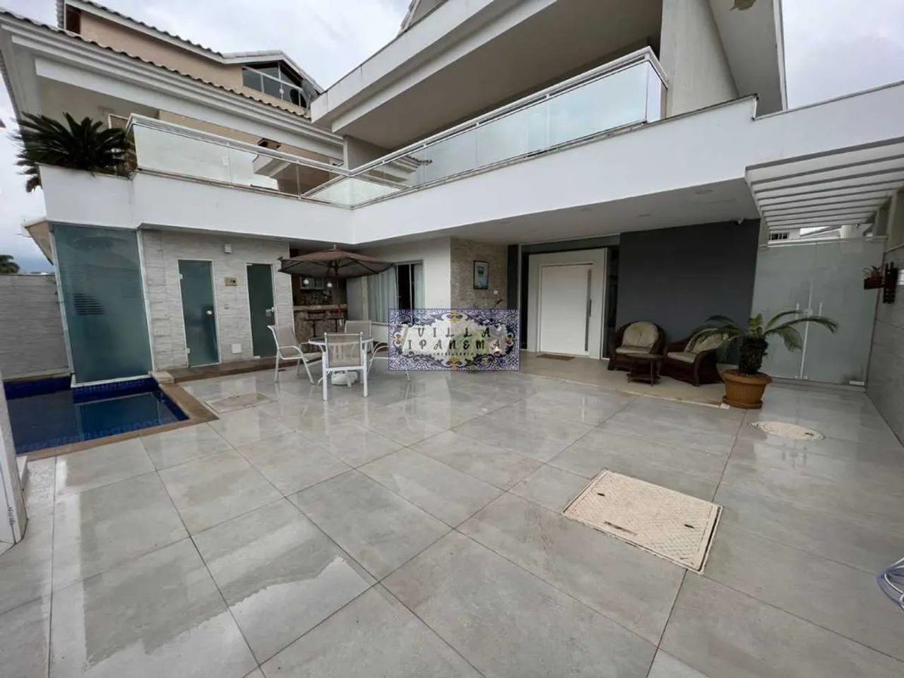Triplex house with 420 m², 5 suites and a washing machine — photo 11