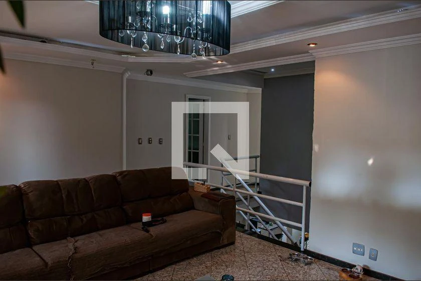 House 400 m² with 4 bedrooms, 2 en-suites, 4 parking spots — photo 29